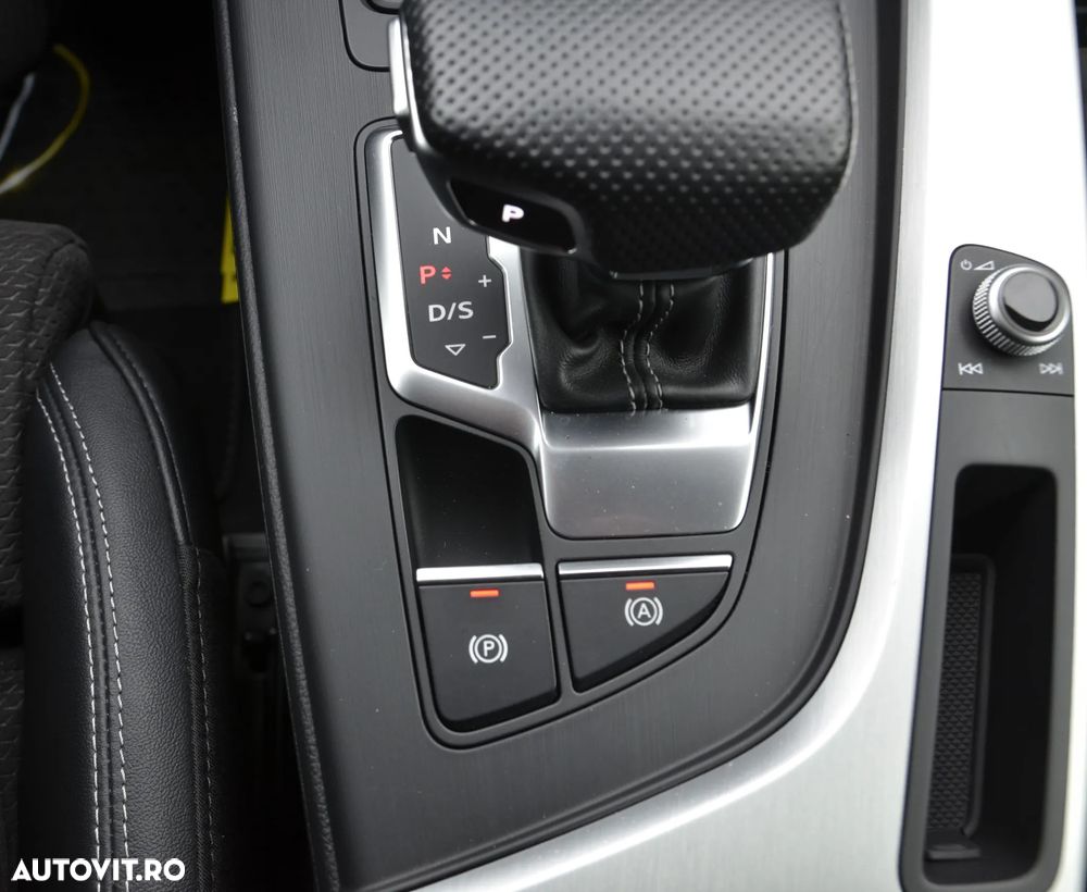Audi A5 ack 40 TFSI S tronic S line - 23