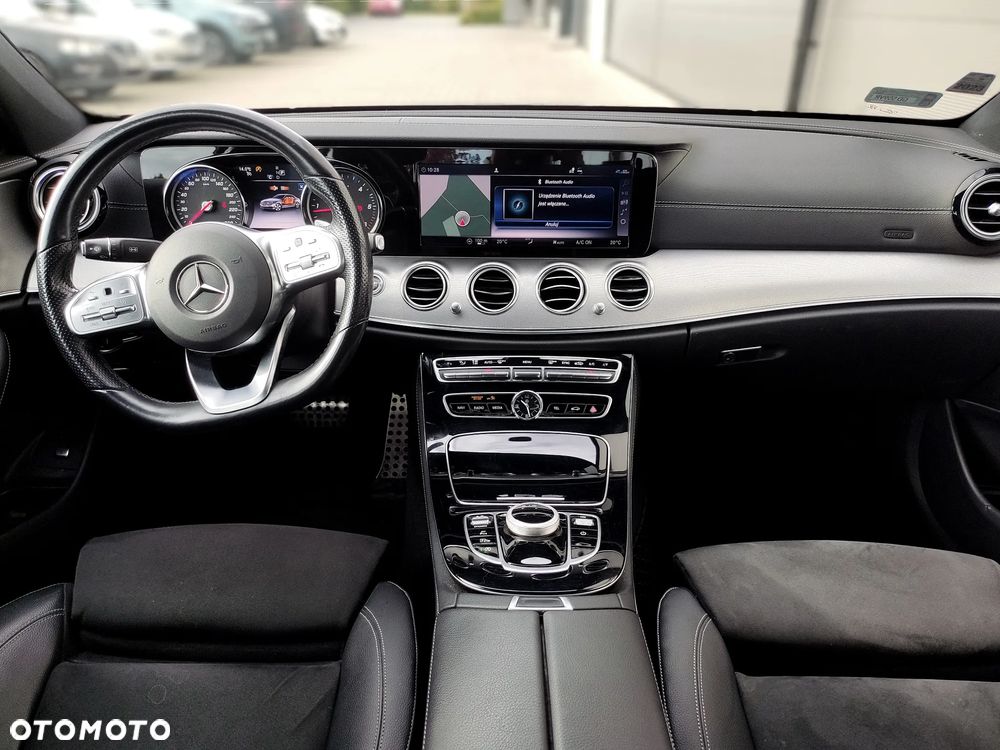 Mercedes-Benz Klasa E 220 d 9G-TRONIC - 8