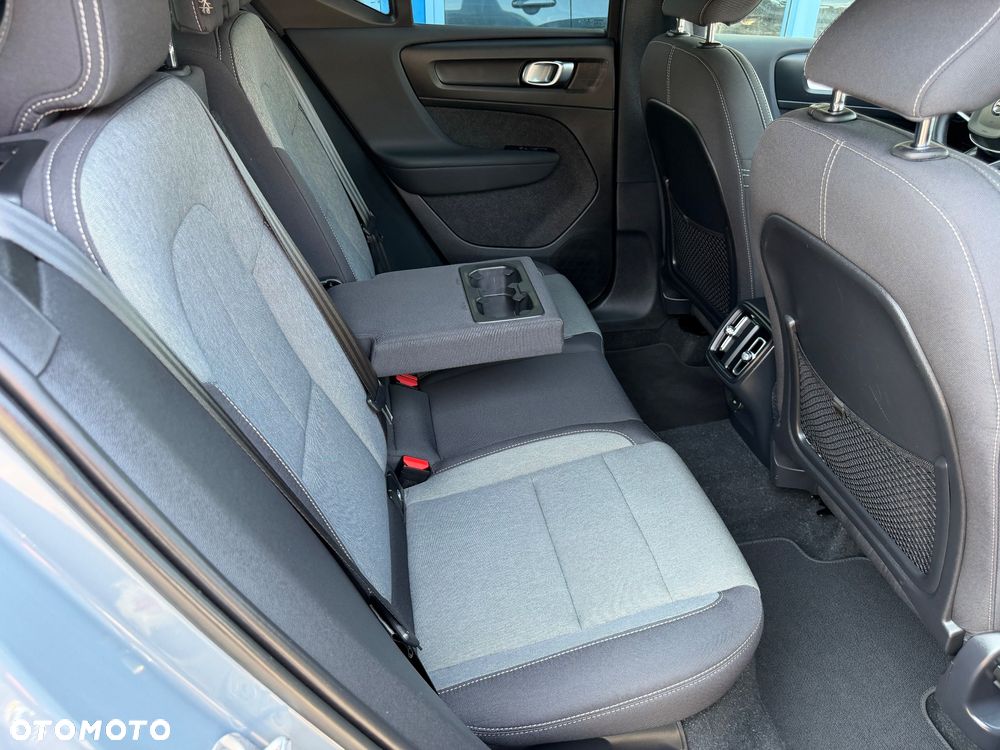 Volvo XC 40 B3 Core - 28