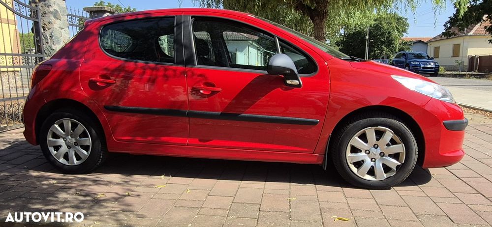 Peugeot 207 - 11