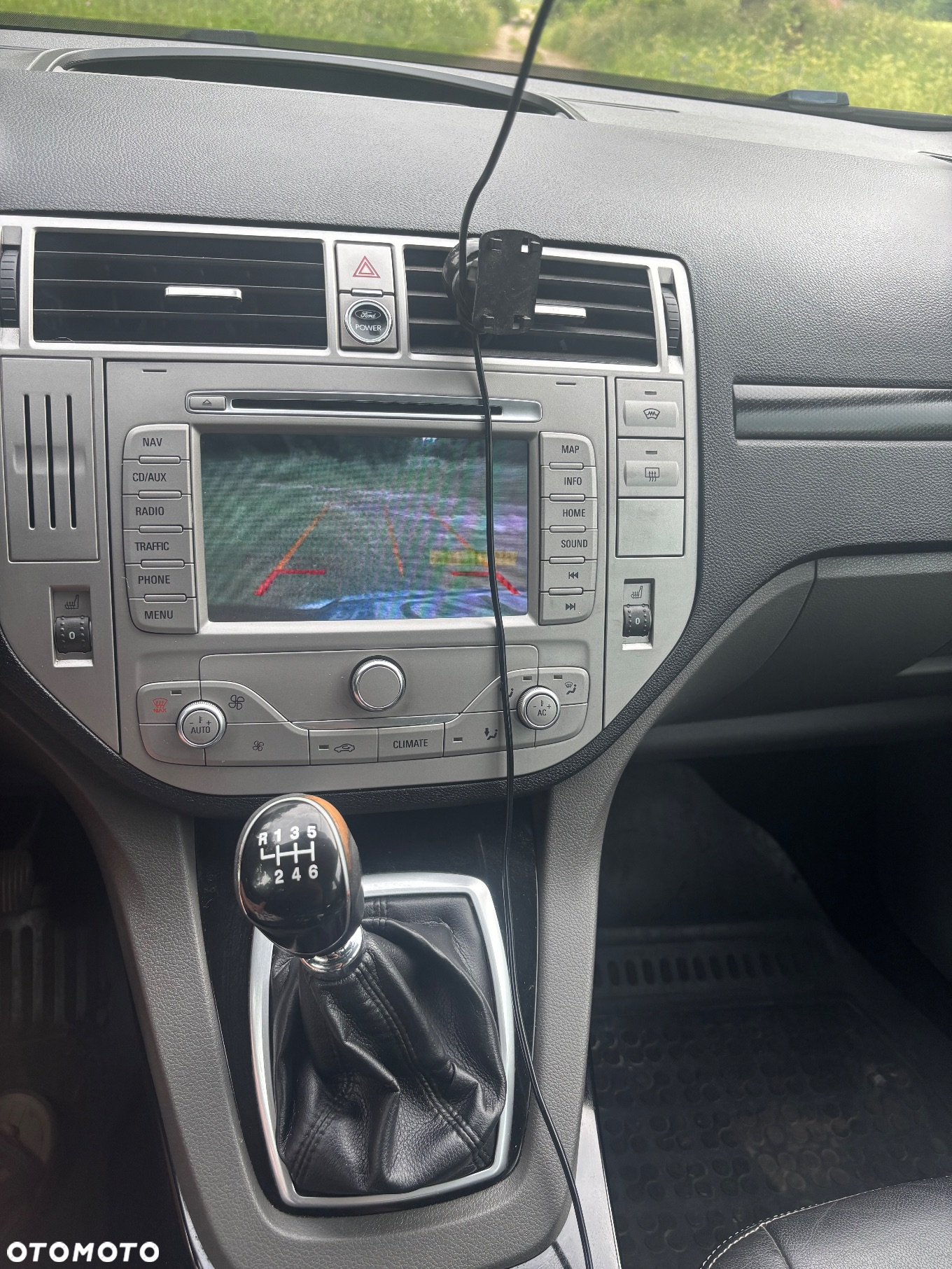 Ford Kuga - 11