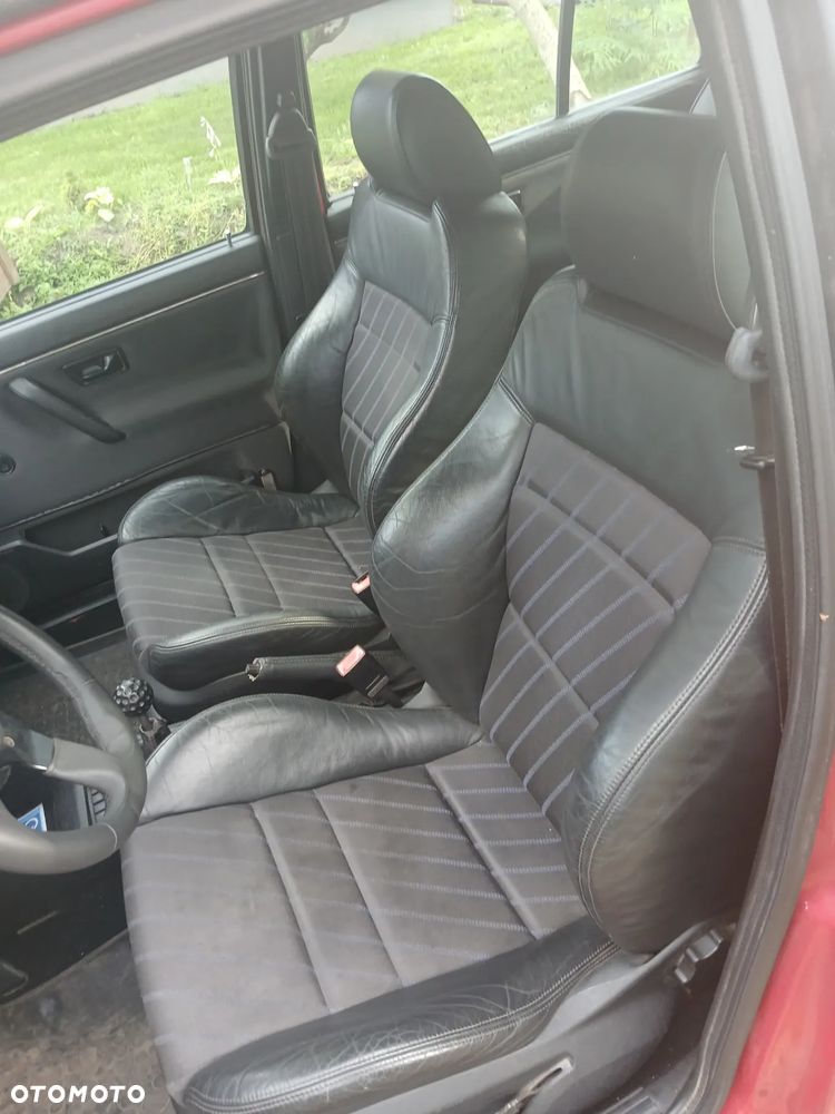 Volkswagen Golf 1.8 GTI - 8