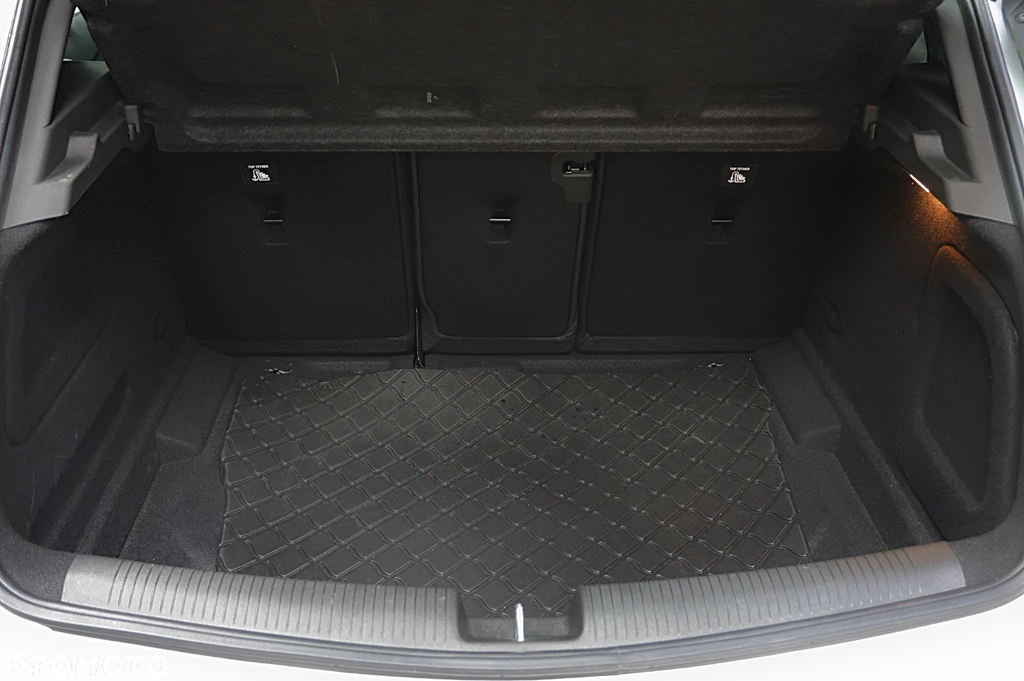 Opel Astra V 1.2 T Elegance S&S - 15