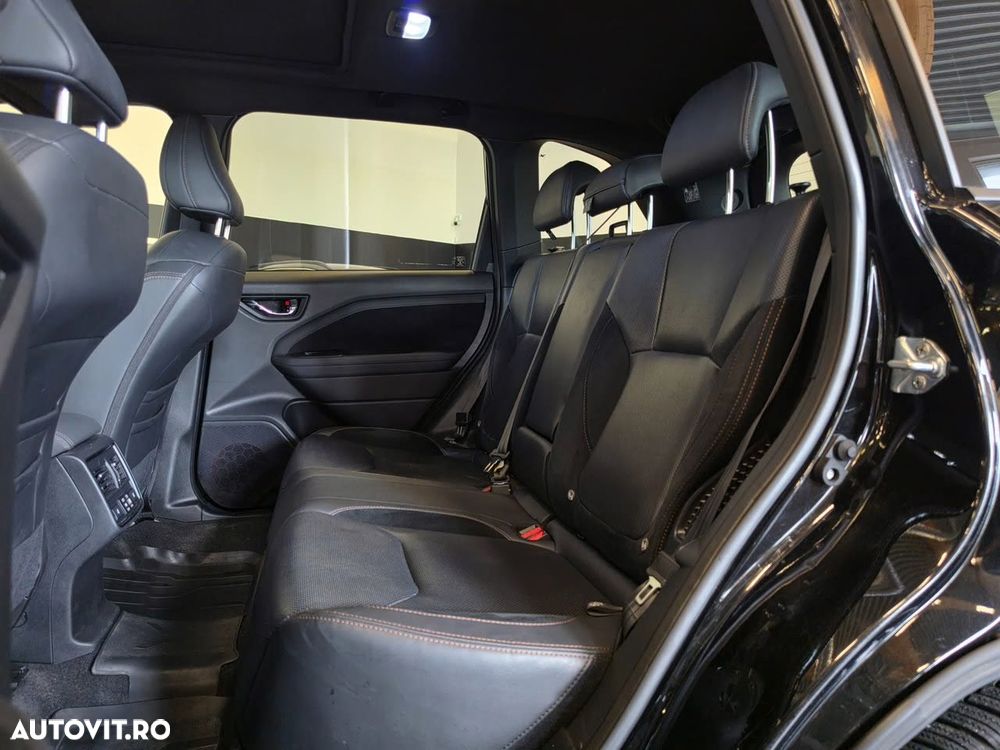 Subaru Forester 2.0 e-Boxer LinearTronic MHEV Premium - 15