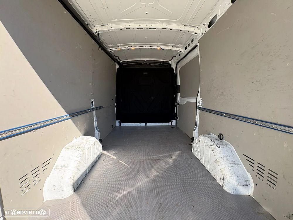 Ford TRANSIT VAN 350 L2 TREND - 19