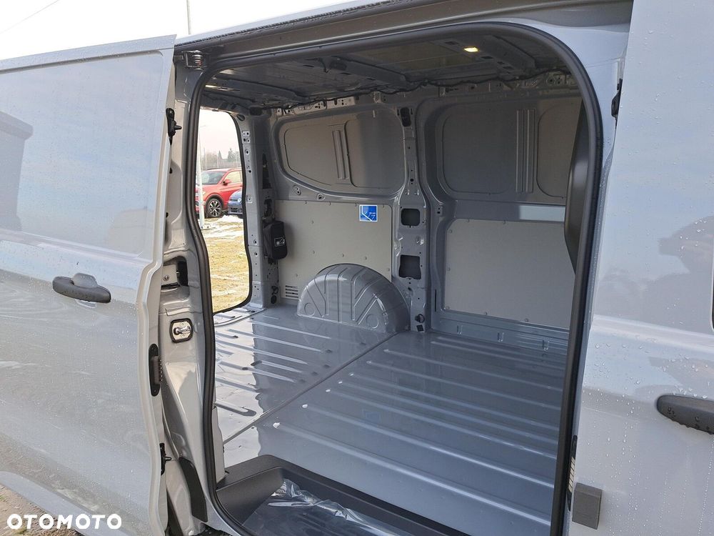 Volkswagen Transporter Furgon L1H1 - 20