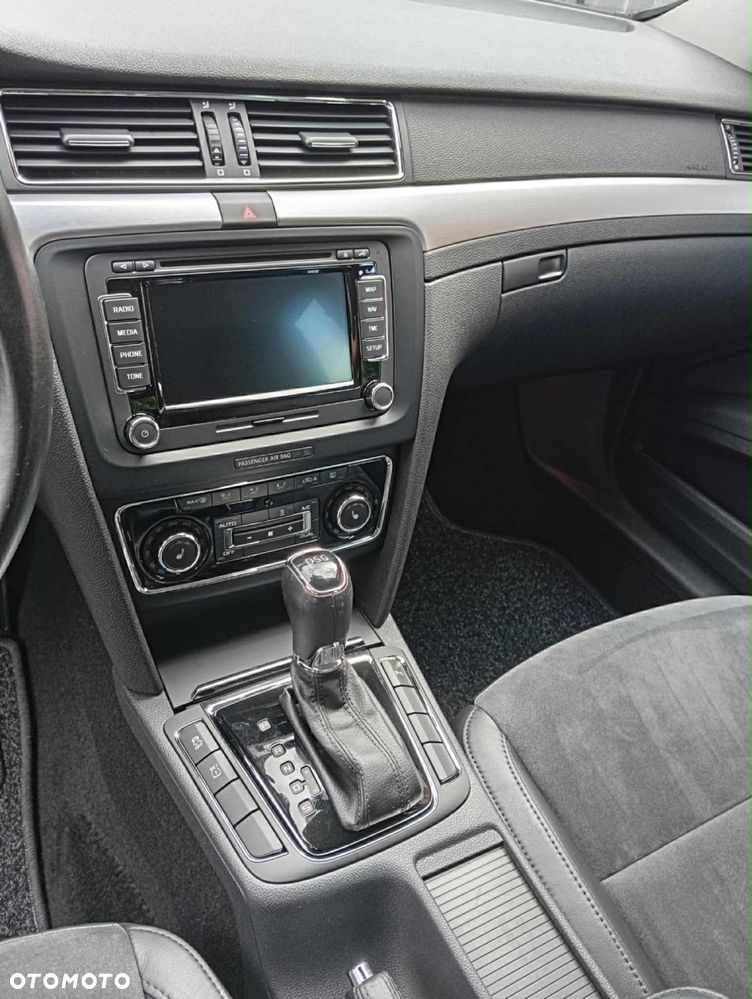 Skoda Superb 1.8 TSI Business DSG - 12