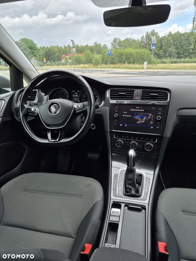 Volkswagen Golf 1.5 TSI BlueMotion ACT DSG Comfortline - 16