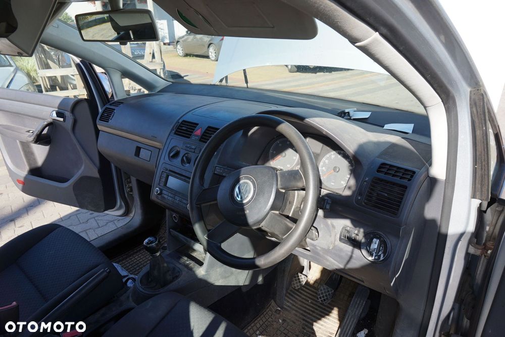 VOLKSWAGEN TOURAN I 1T 2006 LA7W 1.9 TDI BXE 105KM GQN SREBRNY na części - 17