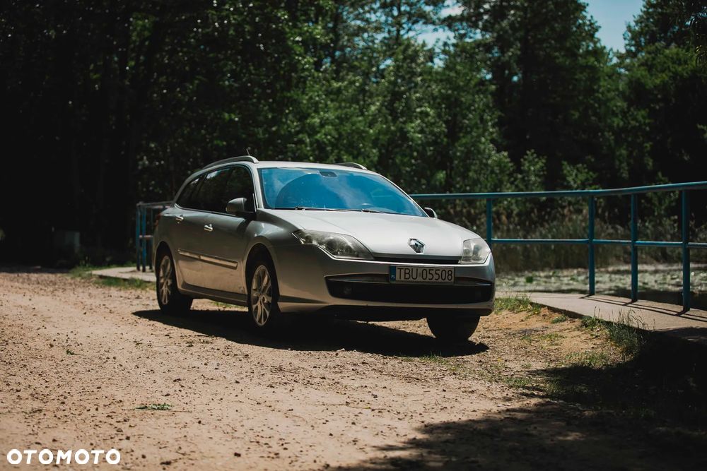 Renault Laguna dCi 110 FAP Bose Edition - 4
