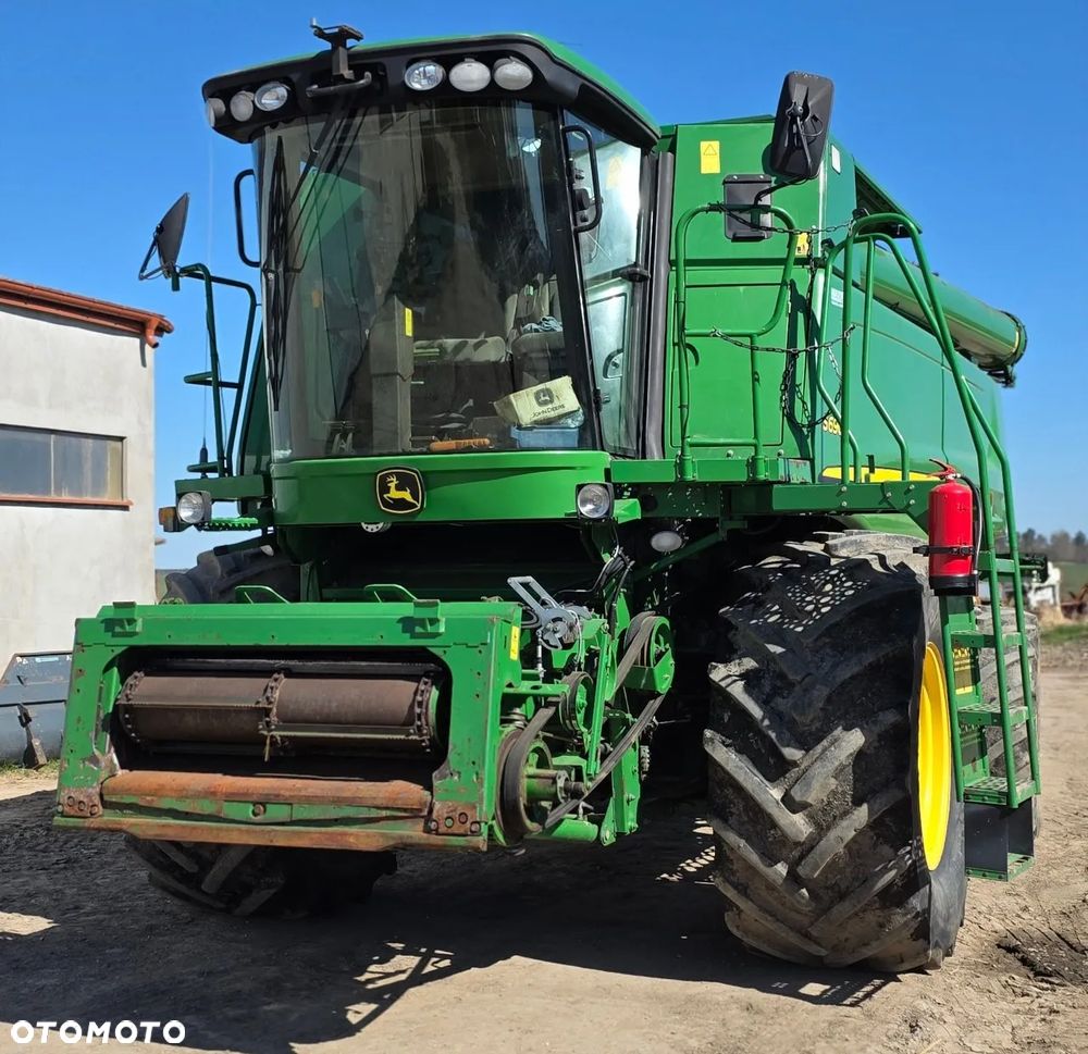 John Deere S690 - 1