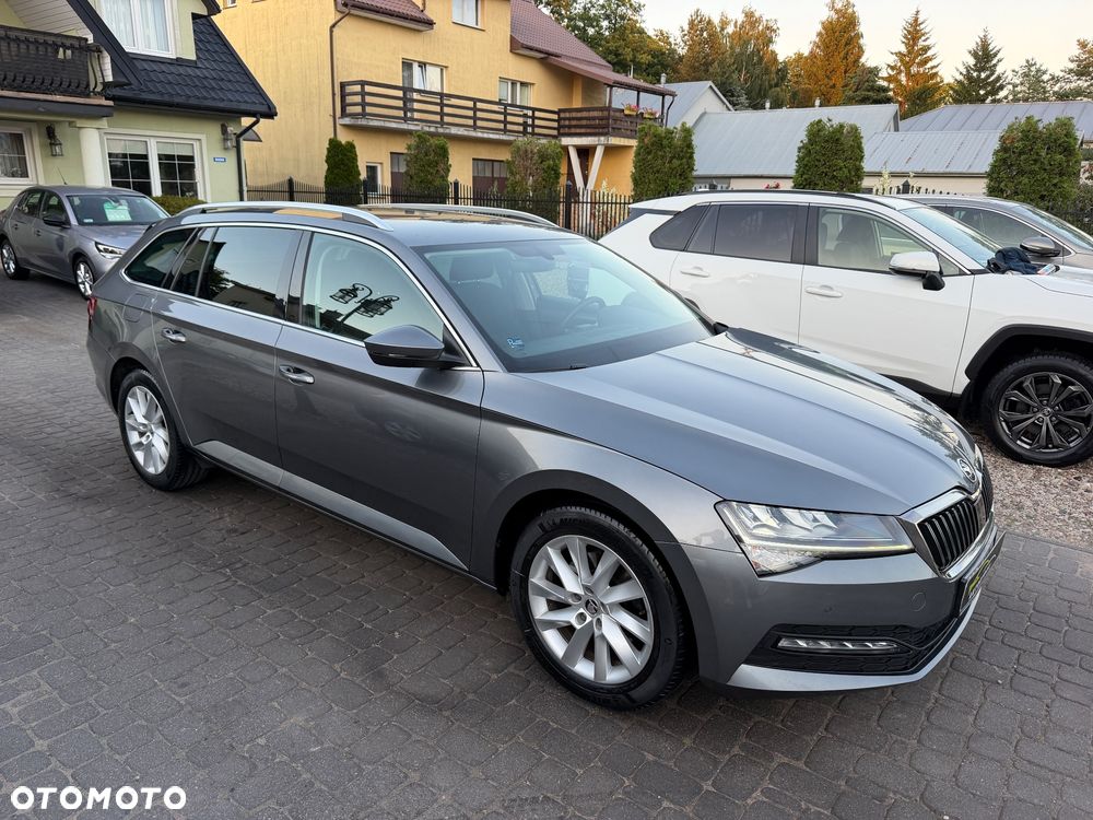 Skoda Superb 2.0 TDI SCR Style DSG - 30