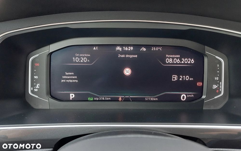 Volkswagen Tiguan - 25