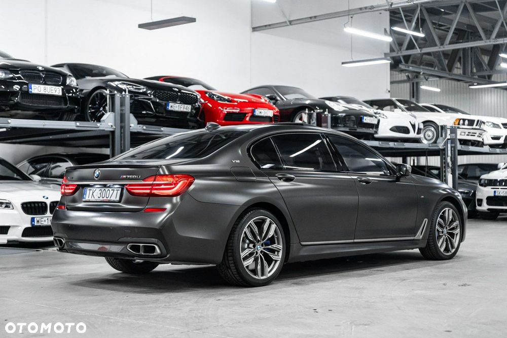 BMW Seria 7 M760Li xDrive - 12