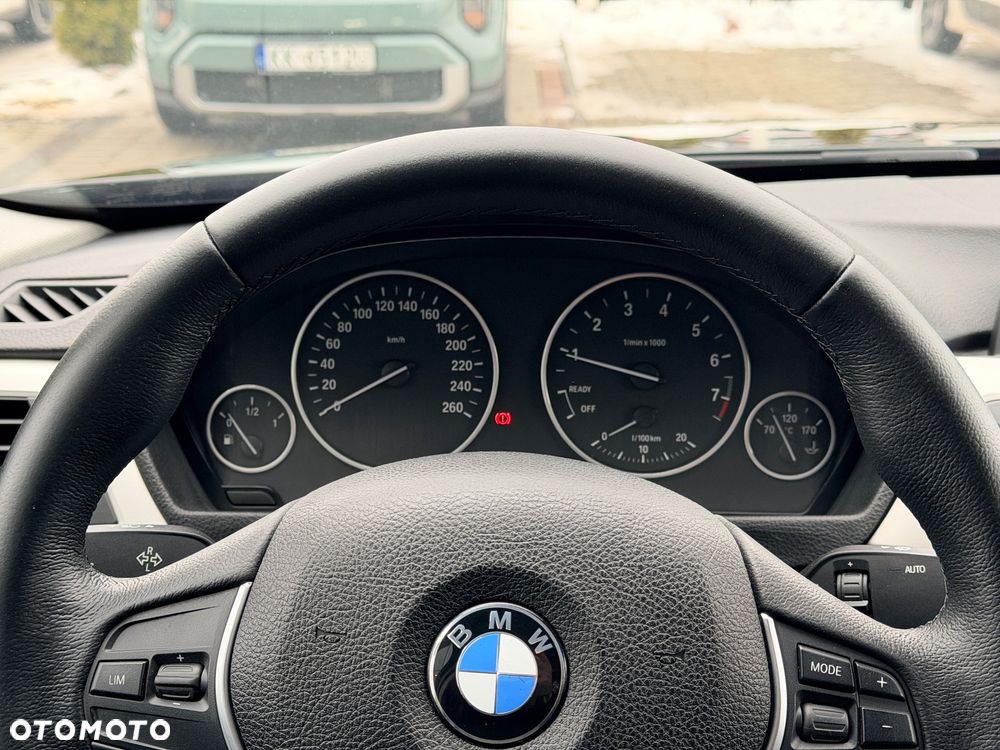 BMW Seria 3 318i - 19