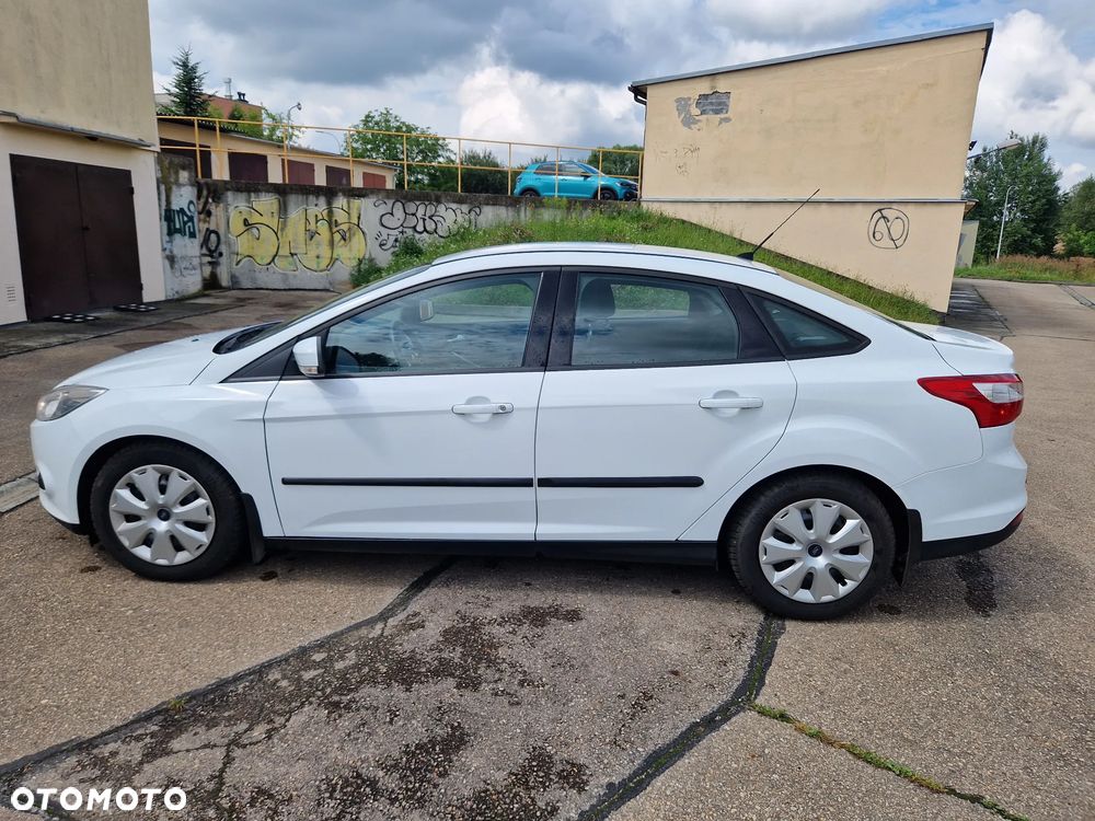 Ford Focus ver-1-6-tdci-gold-x-trend- - 4