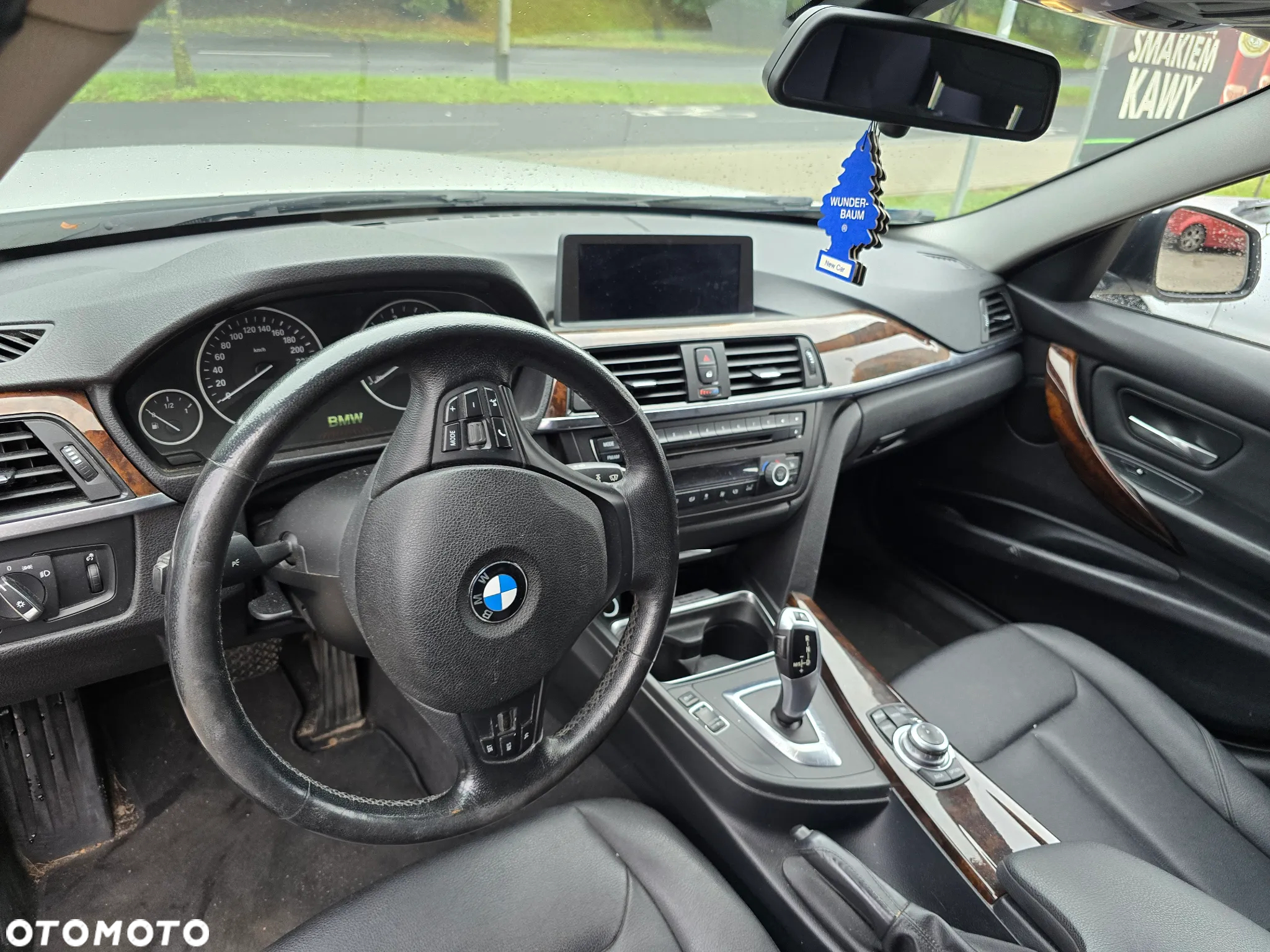 BMW Seria 3 328i xDrive - 23