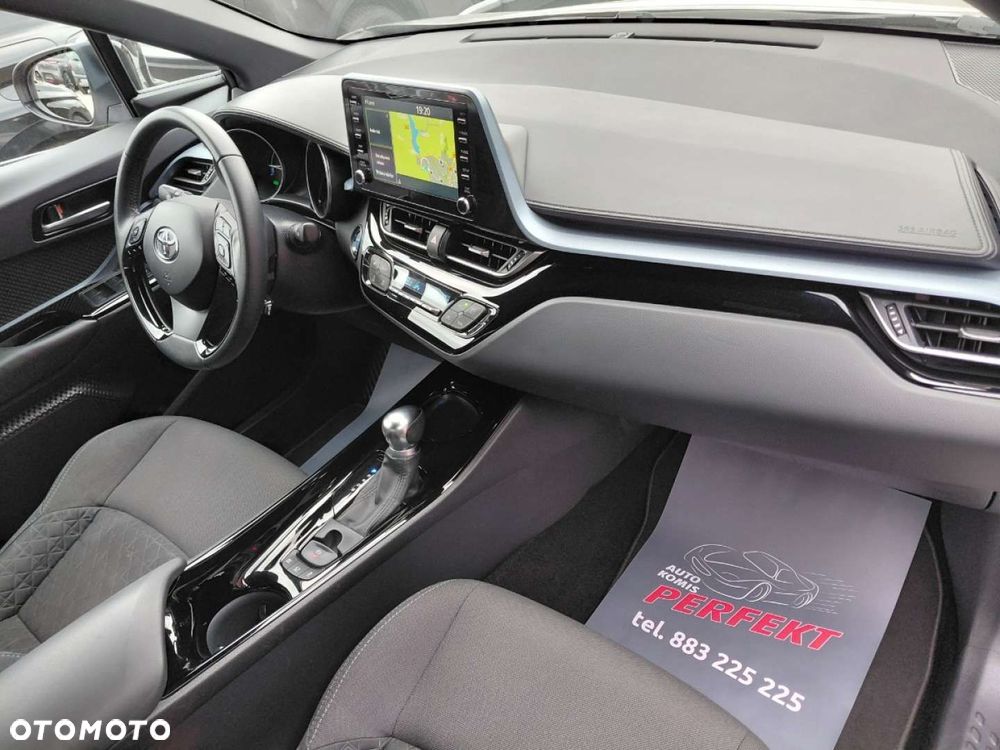 Toyota C-HR - 17