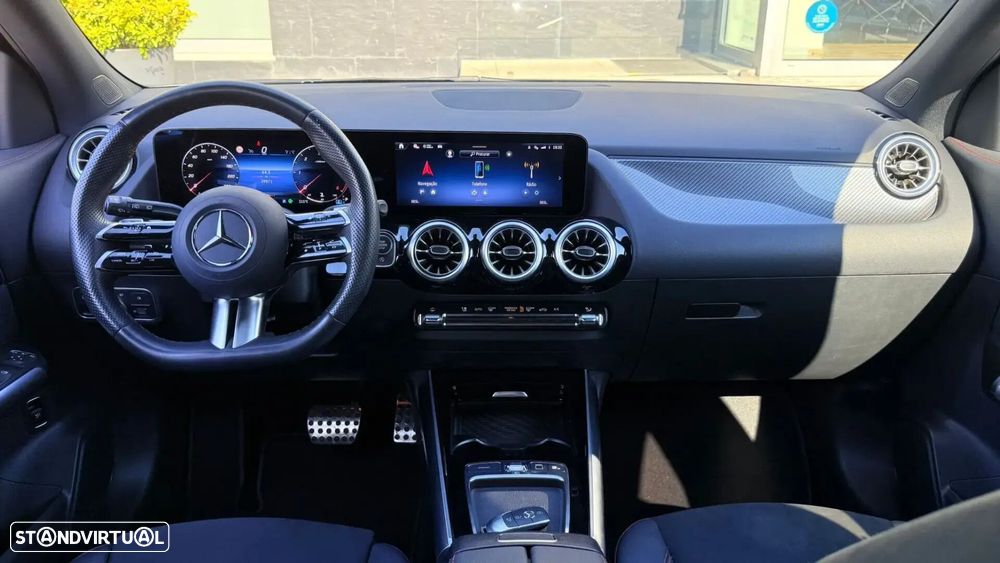 Mercedes-Benz GLA 200 d AMG Line - 15