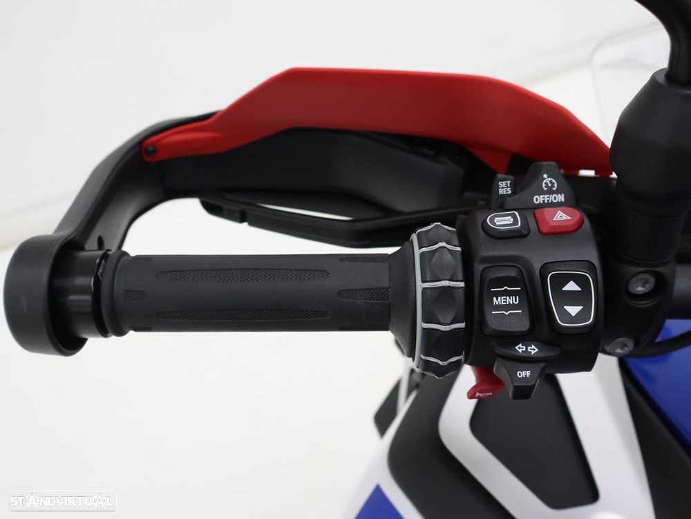 BMW R 1300 GS Adventure Trophy - 10