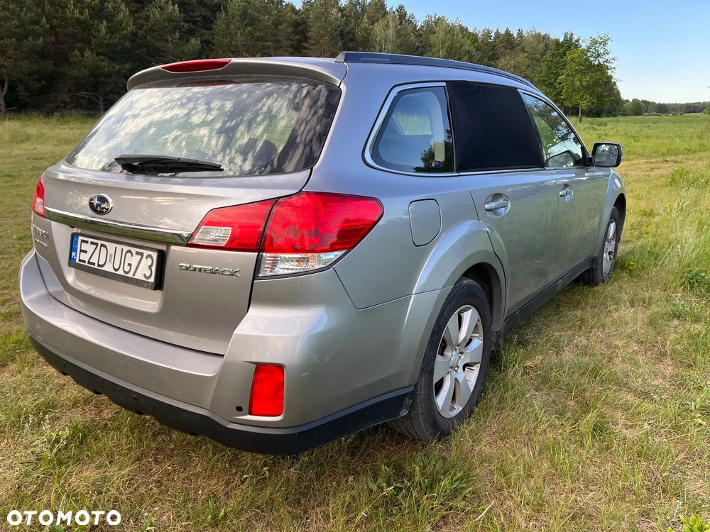 Subaru Outback 2.5i Comfort Navi AT - 24