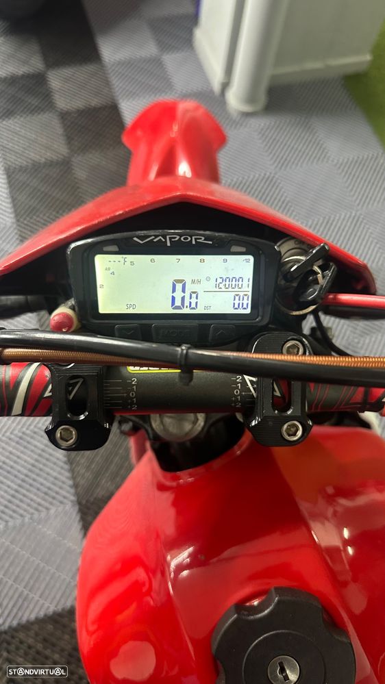 Yamaha DT DT LCDE - 10