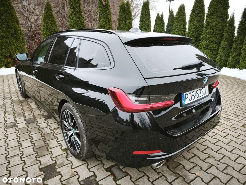 BMW Seria 3 330e Luxury Line - 4