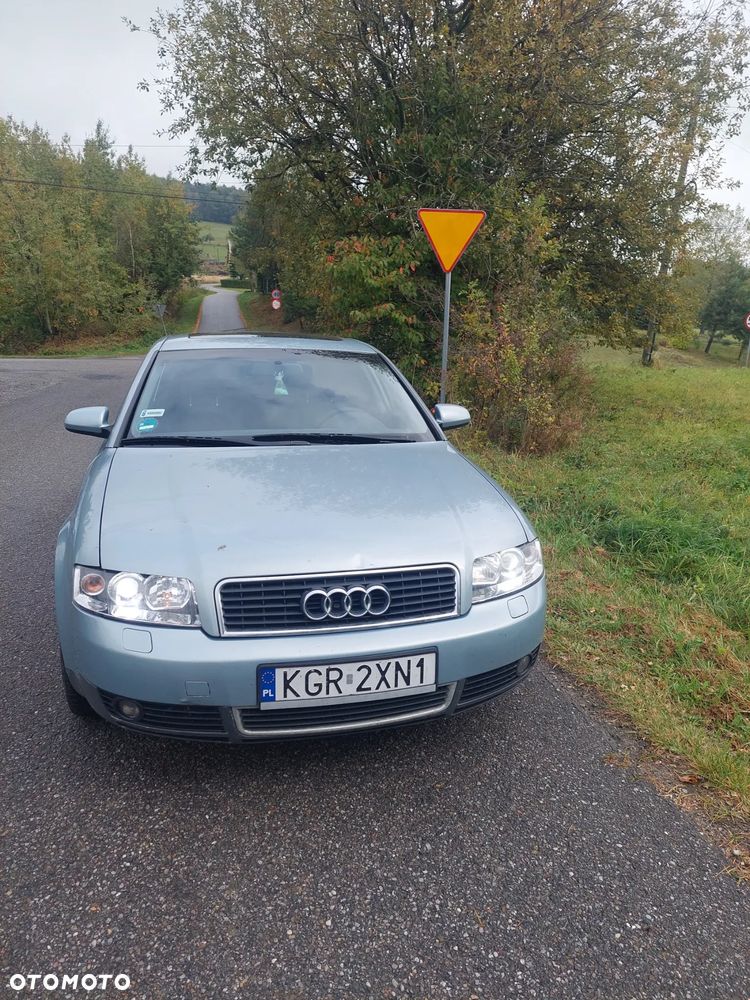 Audi A4 Avant - 4