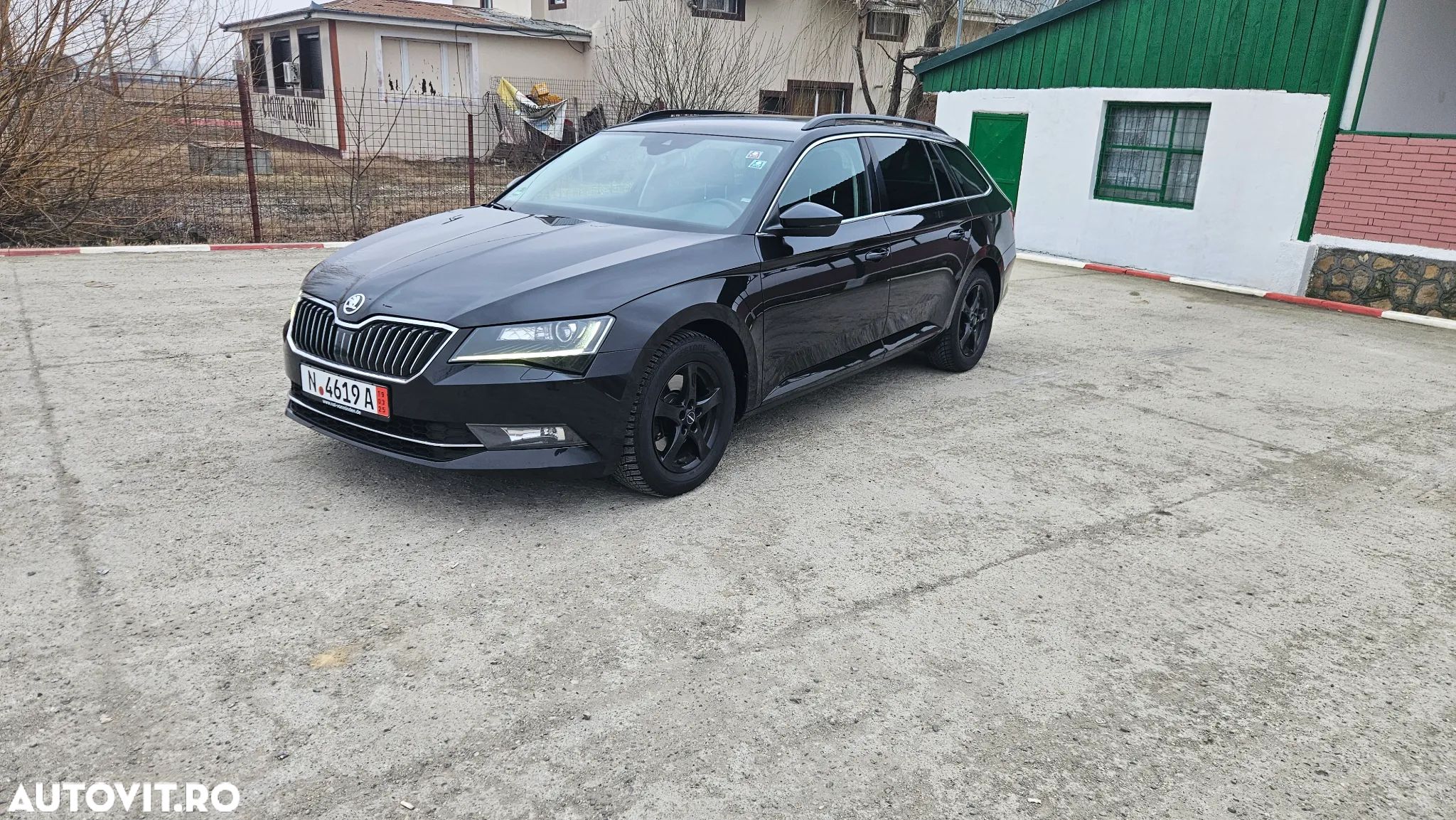 Skoda Superb 2.0 TDI DSG Style - 1