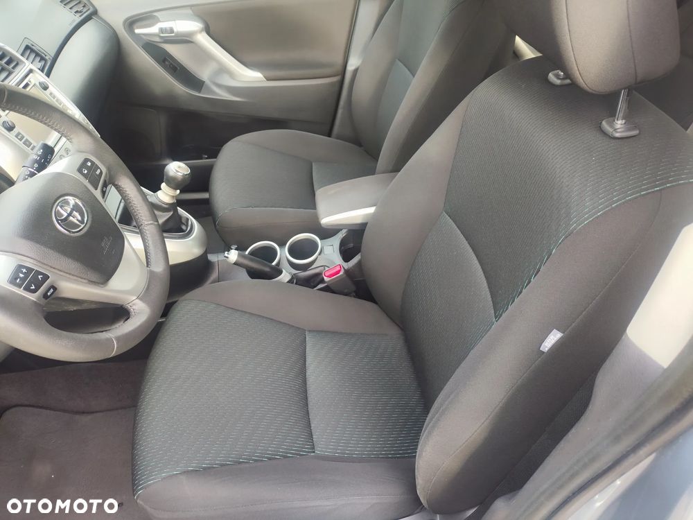 Toyota Verso 1.8 Sol EU5 7os - 12