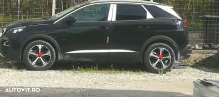 Peugeot 3008 1.5 BlueHDI S&S EAT8 Allure - 3