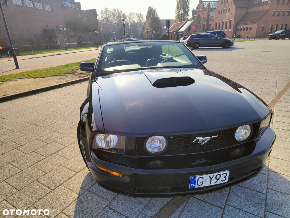 Ford Mustang - 6