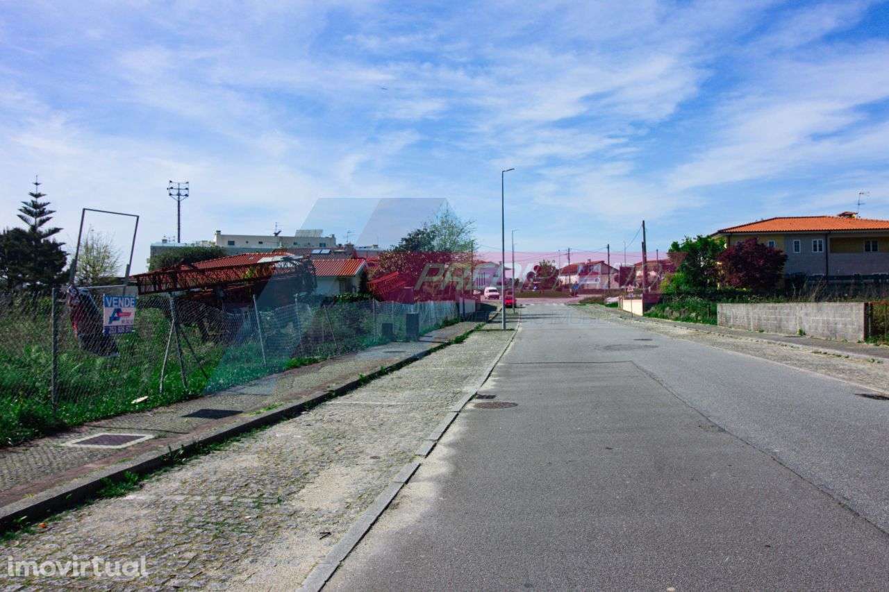 Excelente lote de terreno em Galegos Santa Maria, Barcelos! - Grande imagem: 3/5