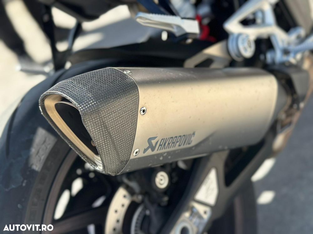 BMW S1000R - 11