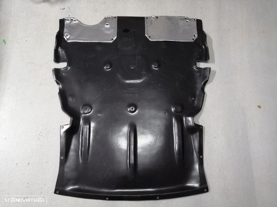 Resguardo inferior do motor Bmw Série 1 e 3 F20 F21 F30 F31 NOVO - 1