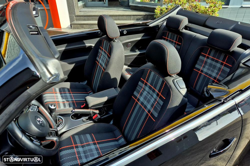 VW New Beetle Cabriolet 1.4 TSI BlueMotion Club - 4