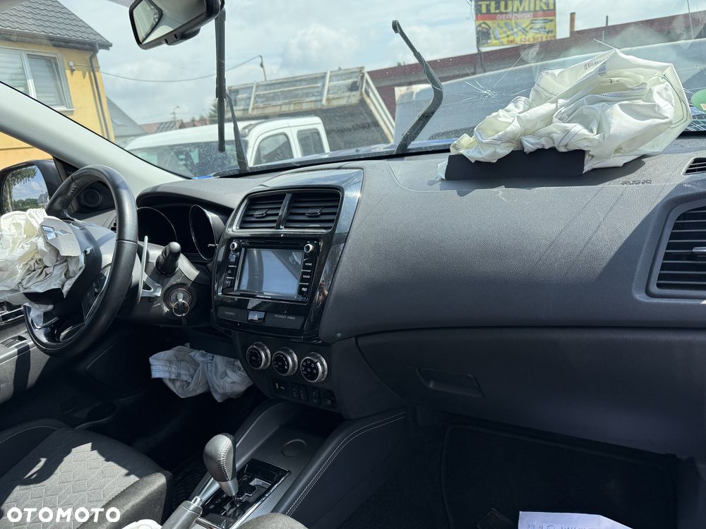 Mitsubishi ASX - 6