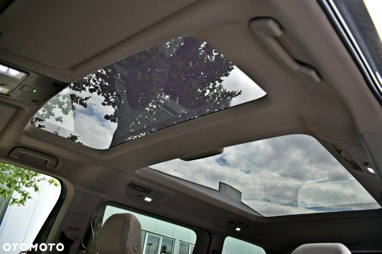 Volkswagen Multivan 2.0 TDI L2 Life DSG - 12
