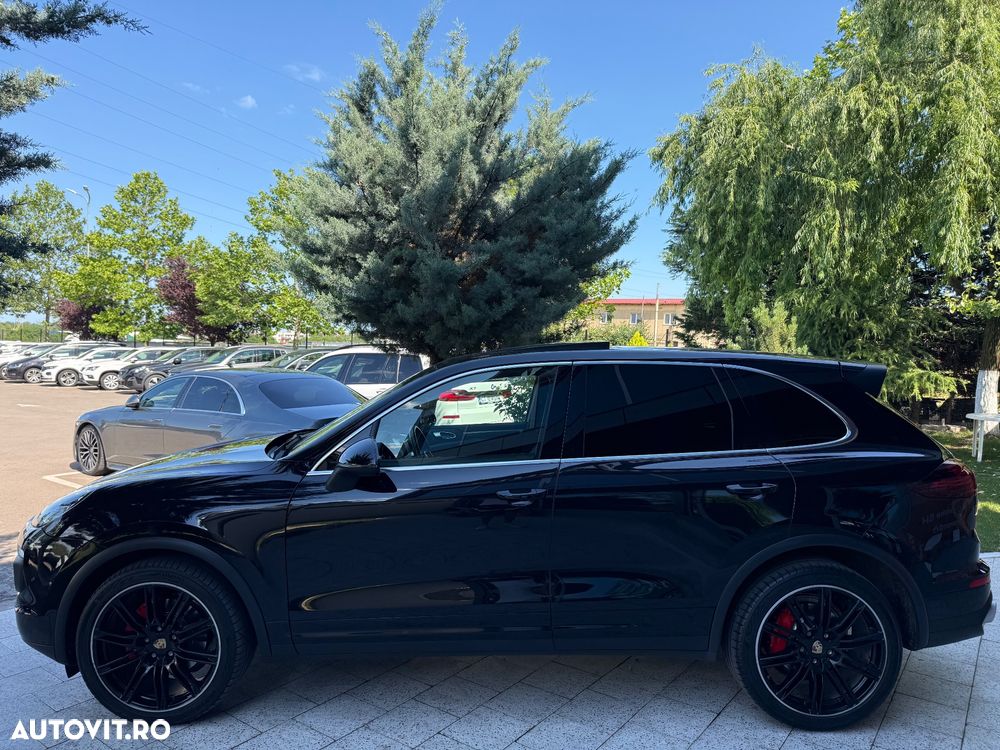 Porsche Cayenne Platinum Edition - 5