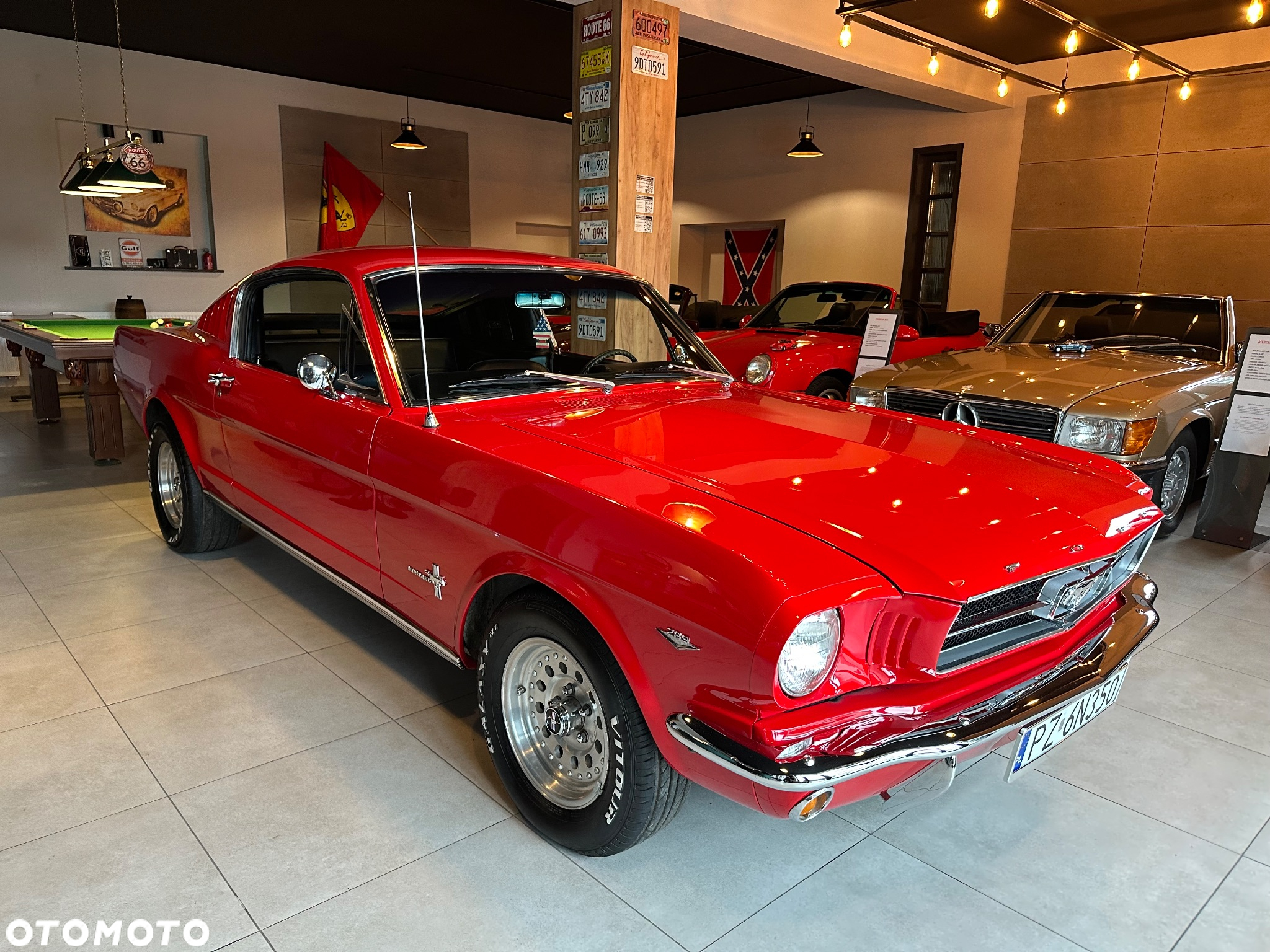 Ford Mustang - 2