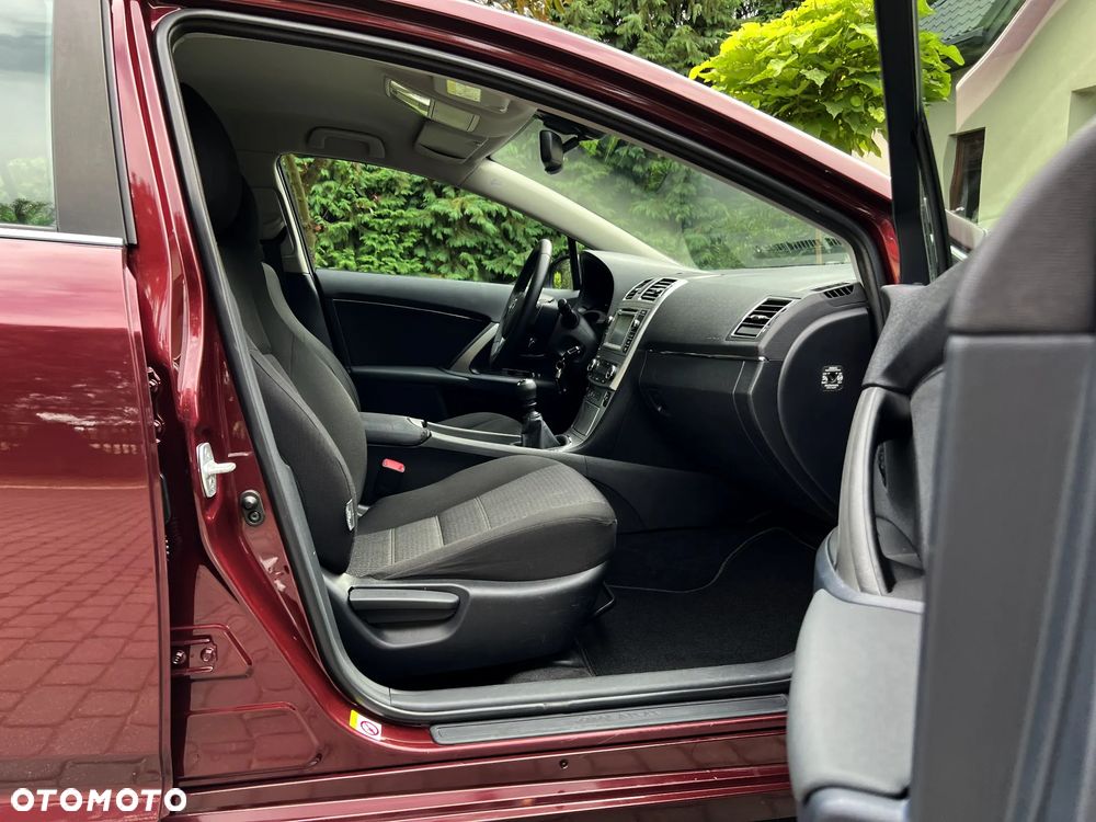 Toyota Avensis 1.8 Business Edition - 7