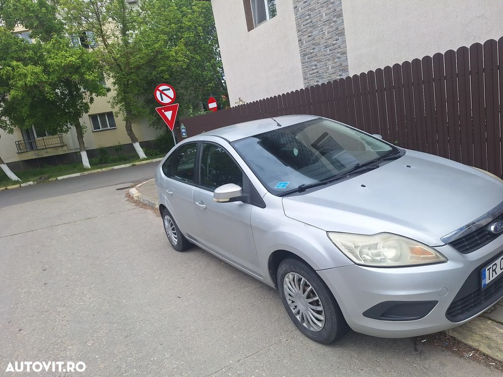 Ford Focus - 1
