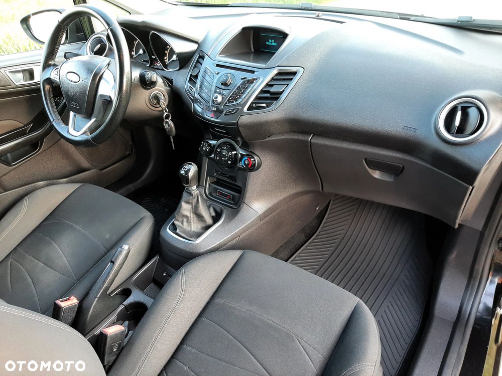 Ford Fiesta - 20