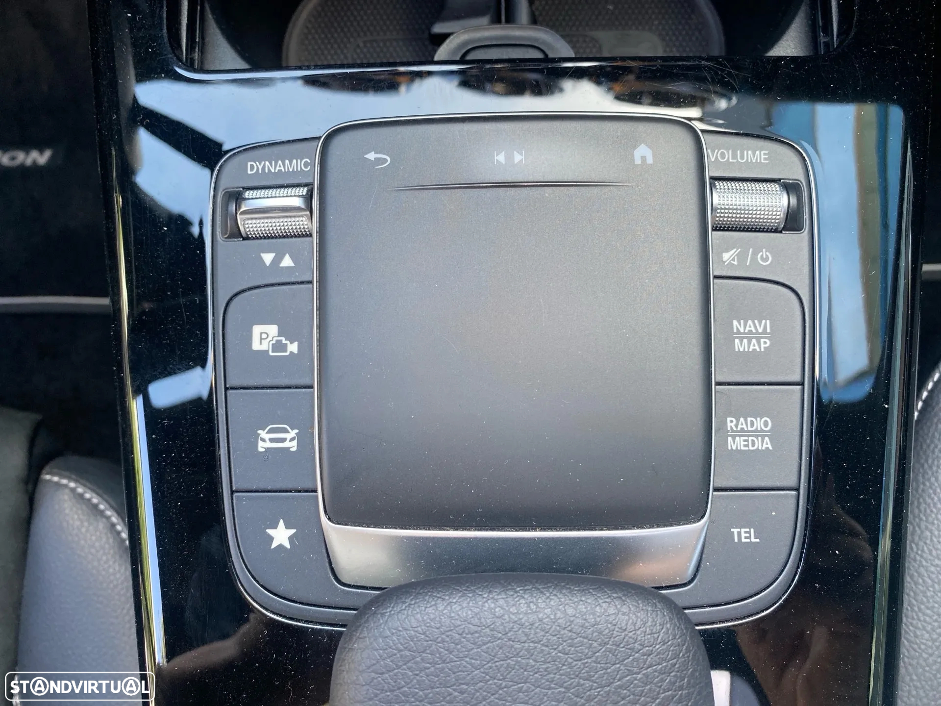 Mercedes-Benz A 250 e AMG Line - 28
