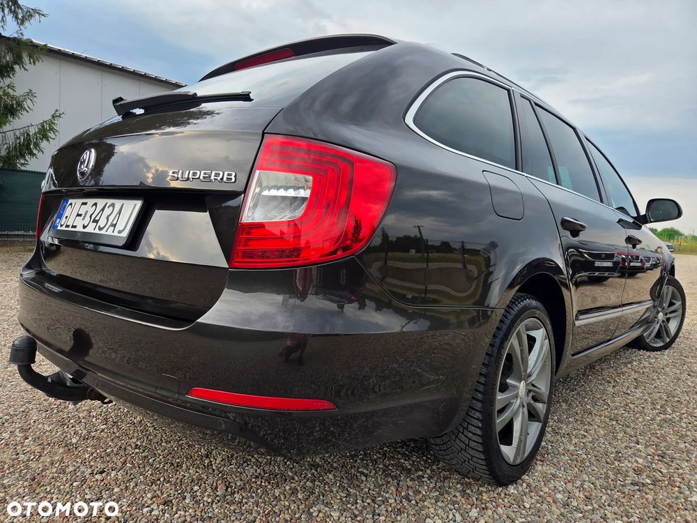 Skoda Superb 2.0 TDI DSG Exclusive - 19