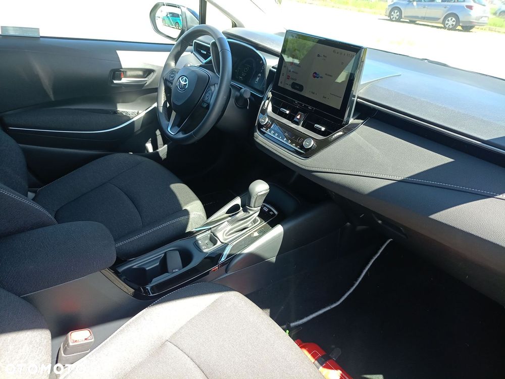 Toyota Corolla 1.8 Hybrid Comfort - 11