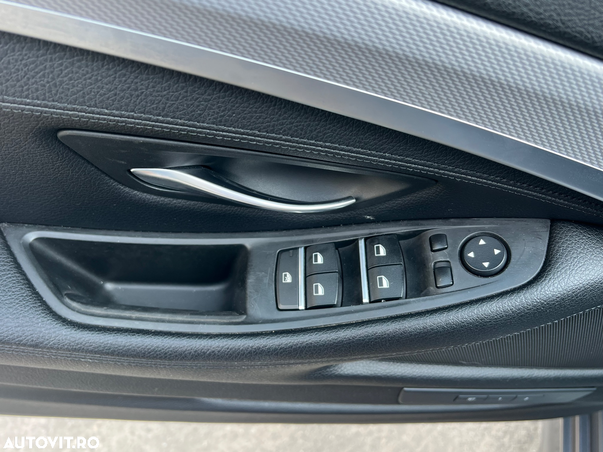 BMW Seria 5 520d AT - 9
