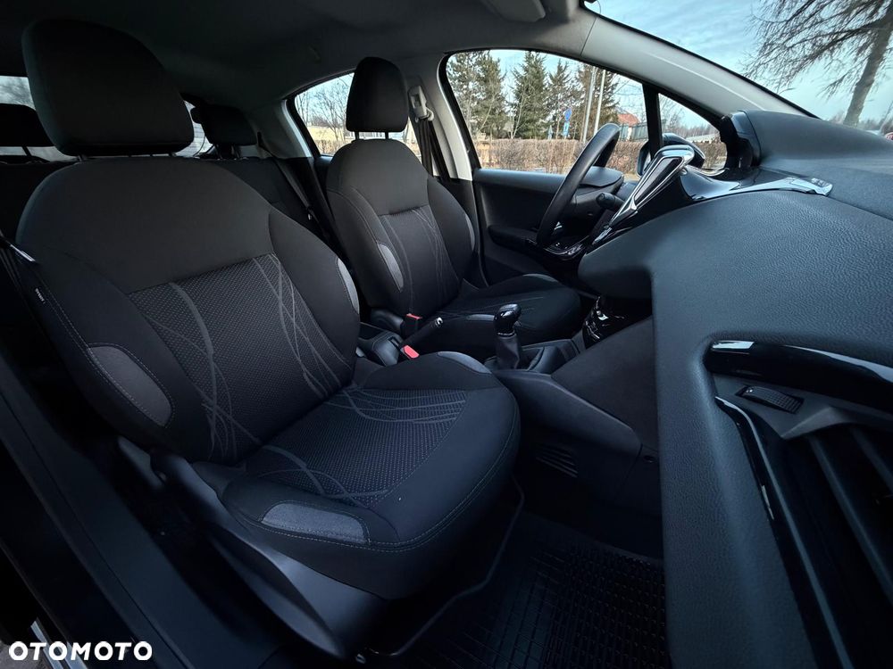 Peugeot 208 1.4 HDi Business Line - 30