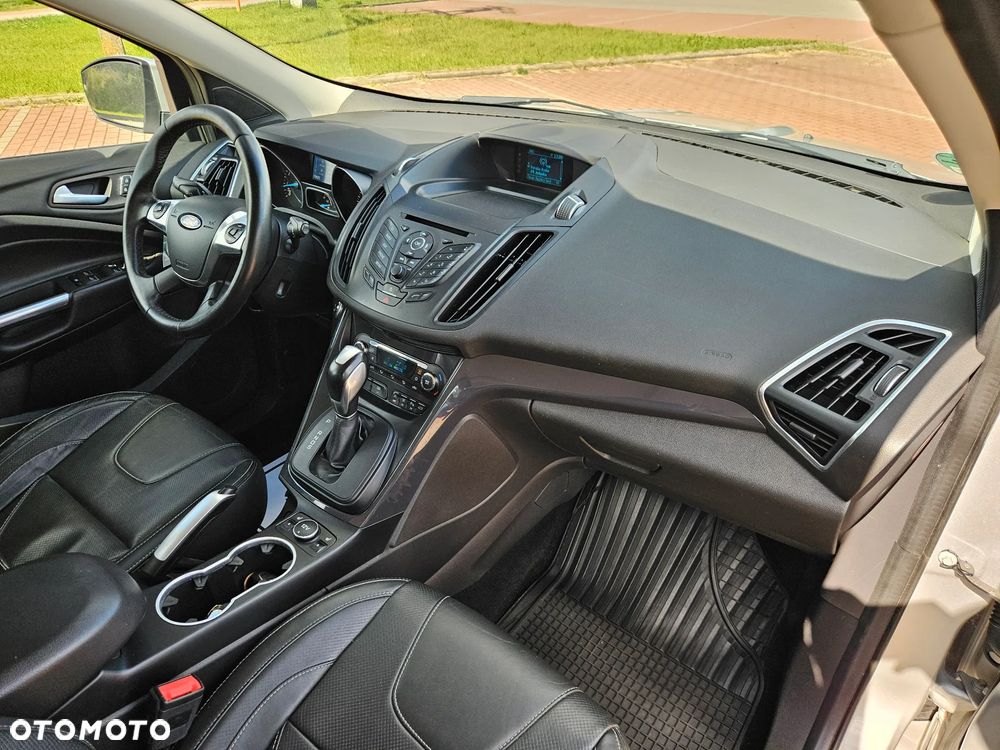 Ford Kuga - 8