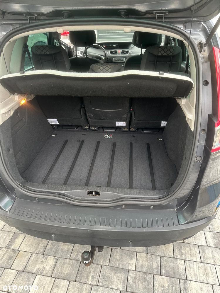 Renault Scenic - 21
